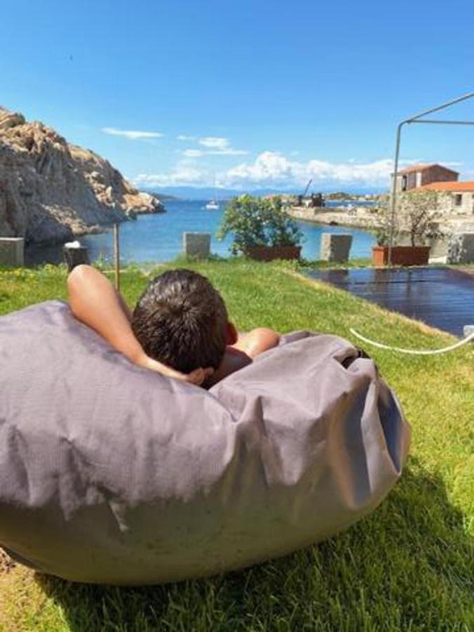 La Maddalena Villetta Esterno foto