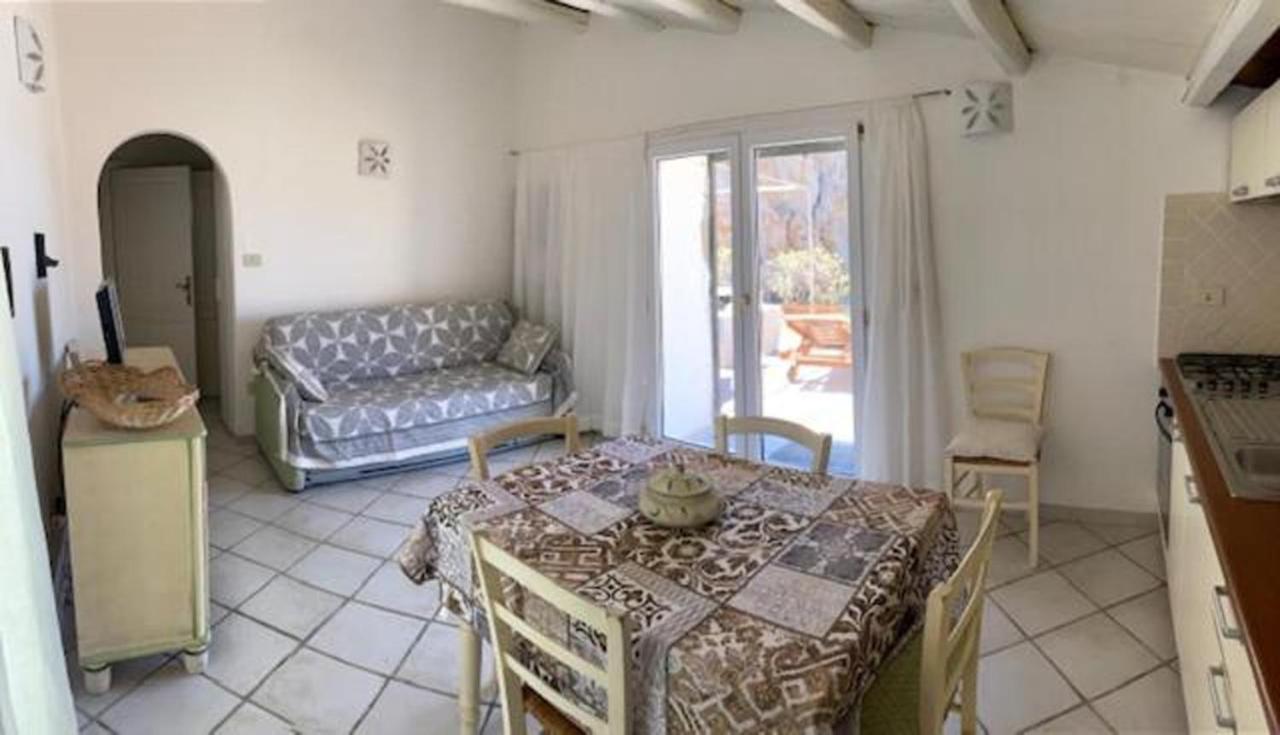La Maddalena Villetta Esterno foto
