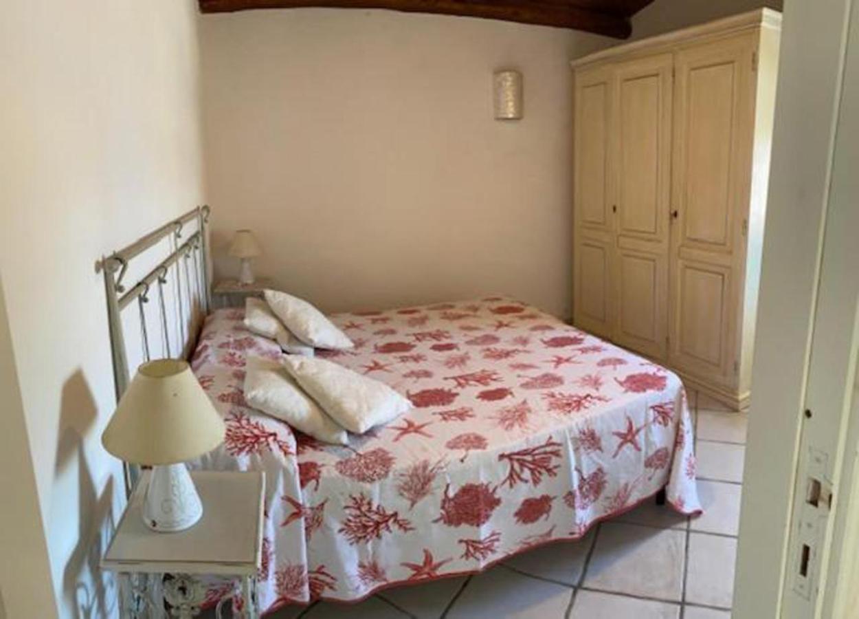 La Maddalena Villetta Esterno foto